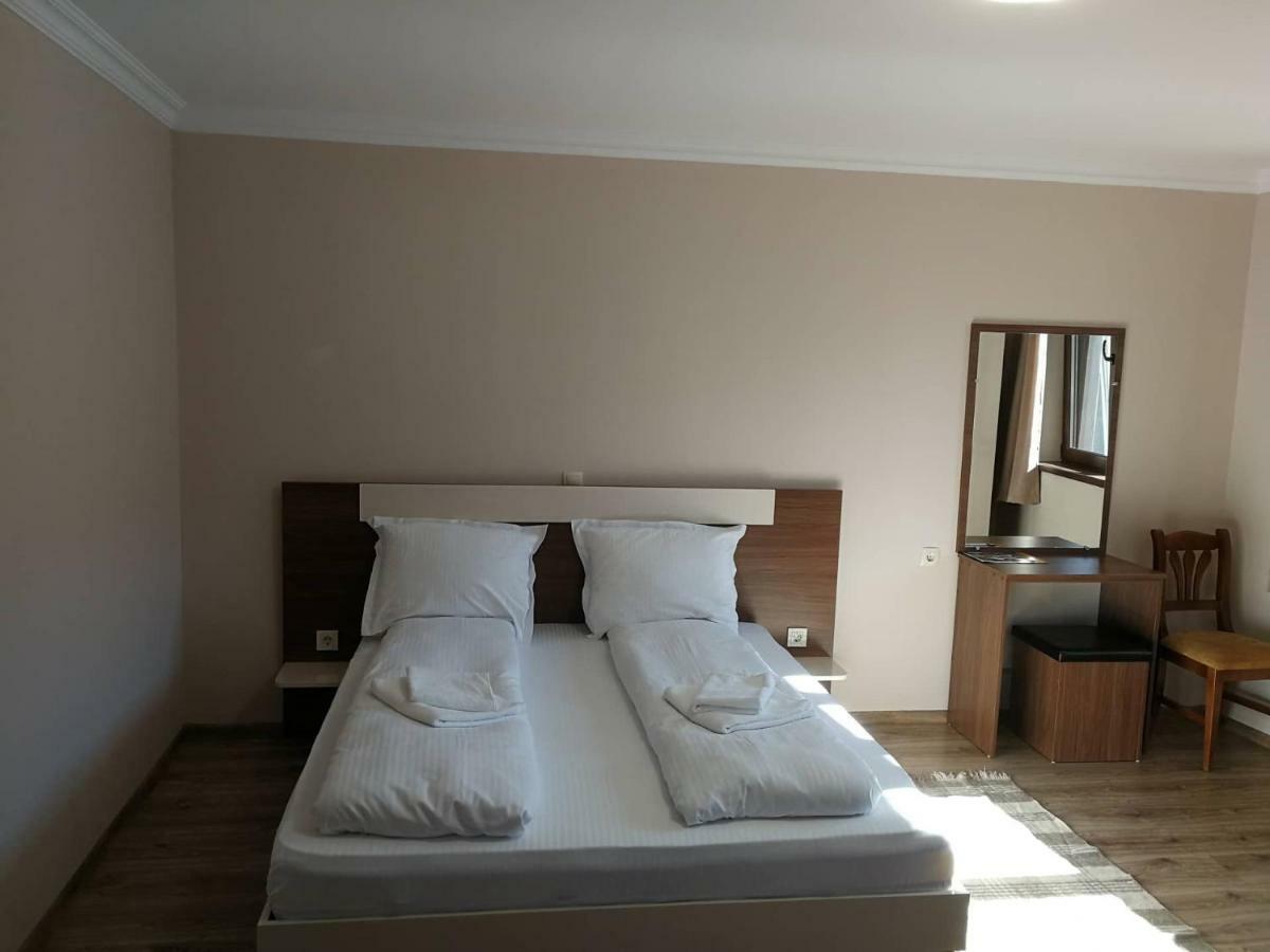 Hotel Слънчевата Къща Kovačevica Esterno foto