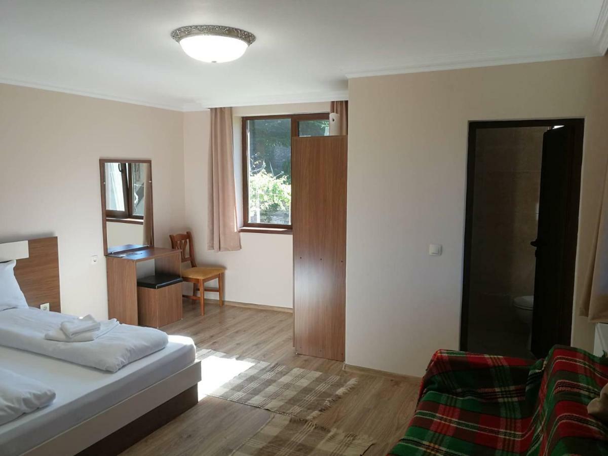 Hotel Слънчевата Къща Kovačevica Esterno foto
