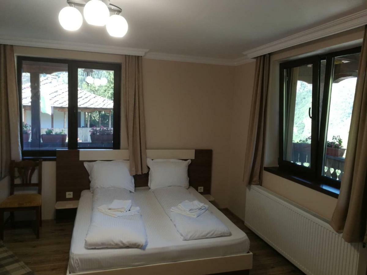 Hotel Слънчевата Къща Kovačevica Esterno foto