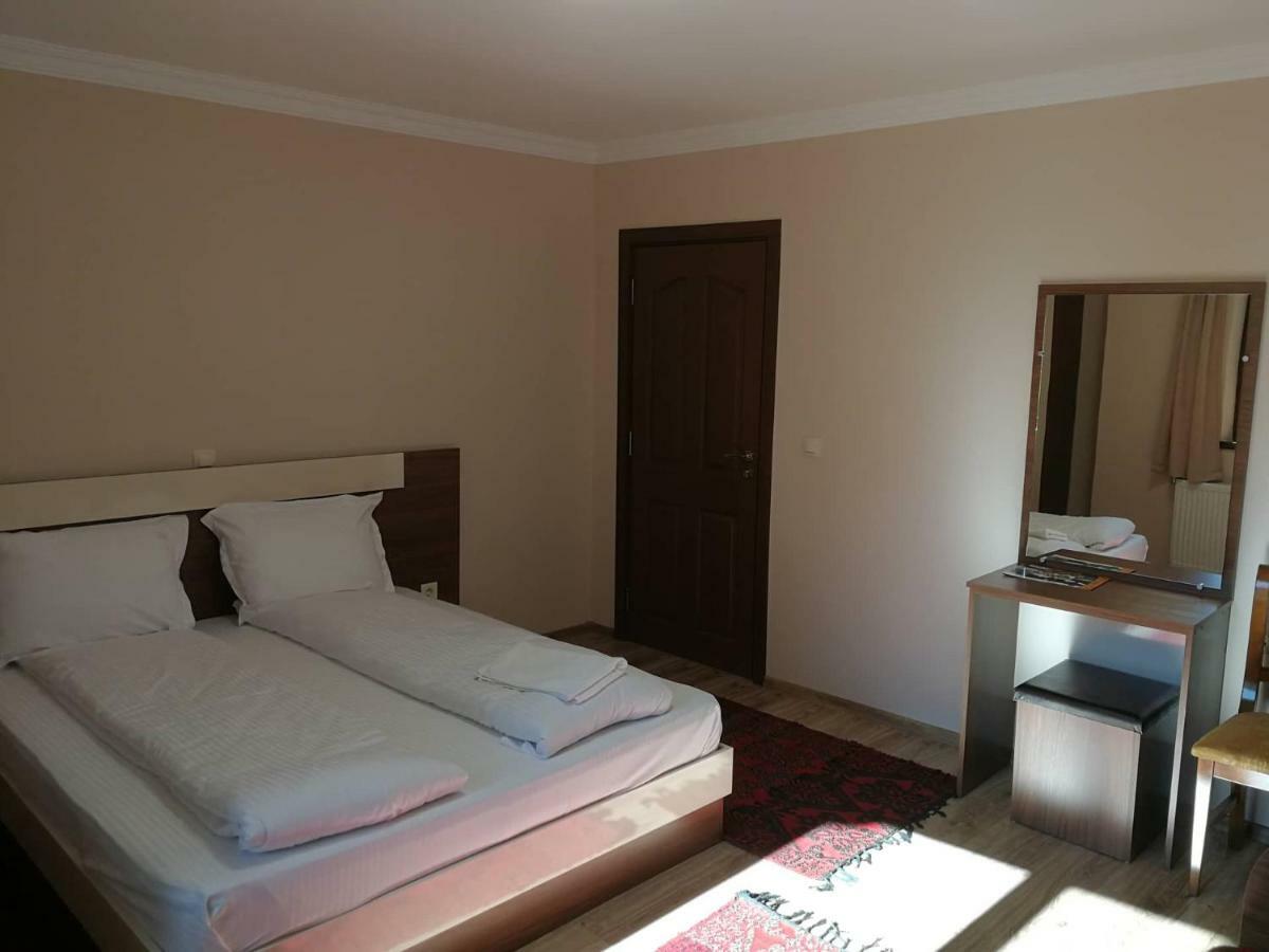 Hotel Слънчевата Къща Kovačevica Esterno foto
